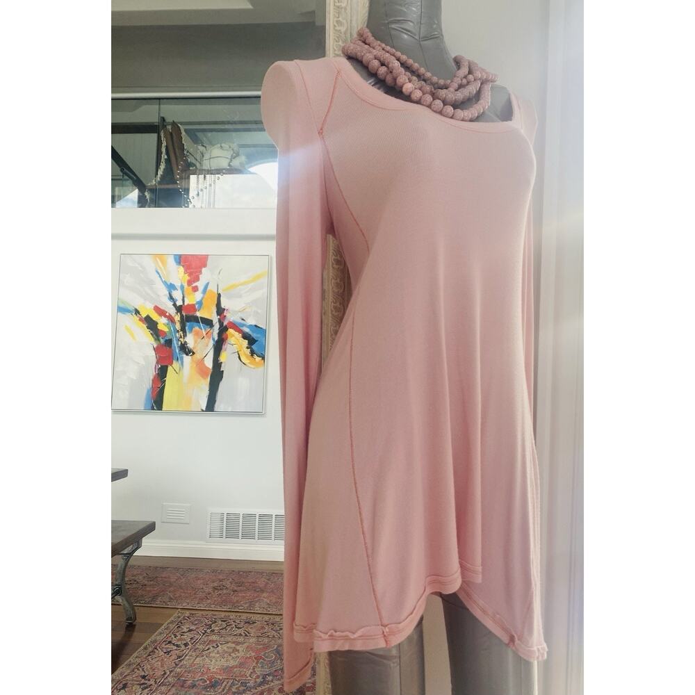 Free People January Oversized Pink Henley Size Medium - Picture 4 of 7